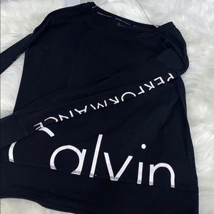 Calvin Klein performance long sleeve t-shirt new!!
